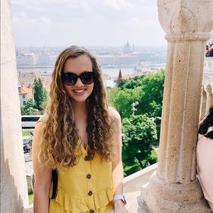 Meet your Posher, Hailey